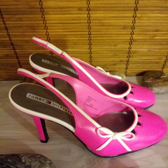 Tommy Hilfiger shoes - Picture 1 of 5